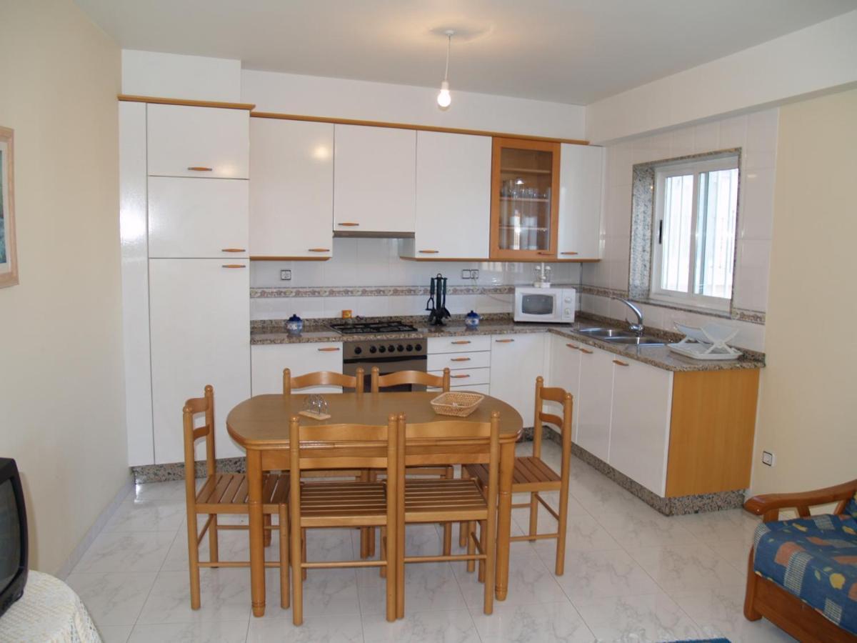 Apartamentos Paseo De Lordelo - 2 Izquierda O Grove Luaran gambar